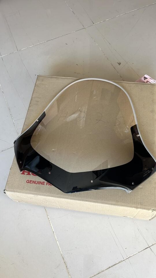 honda varadero 1000 ön cam sıfır orıjınal xl 1000 ön cam sıfır  64120-mbt-d10