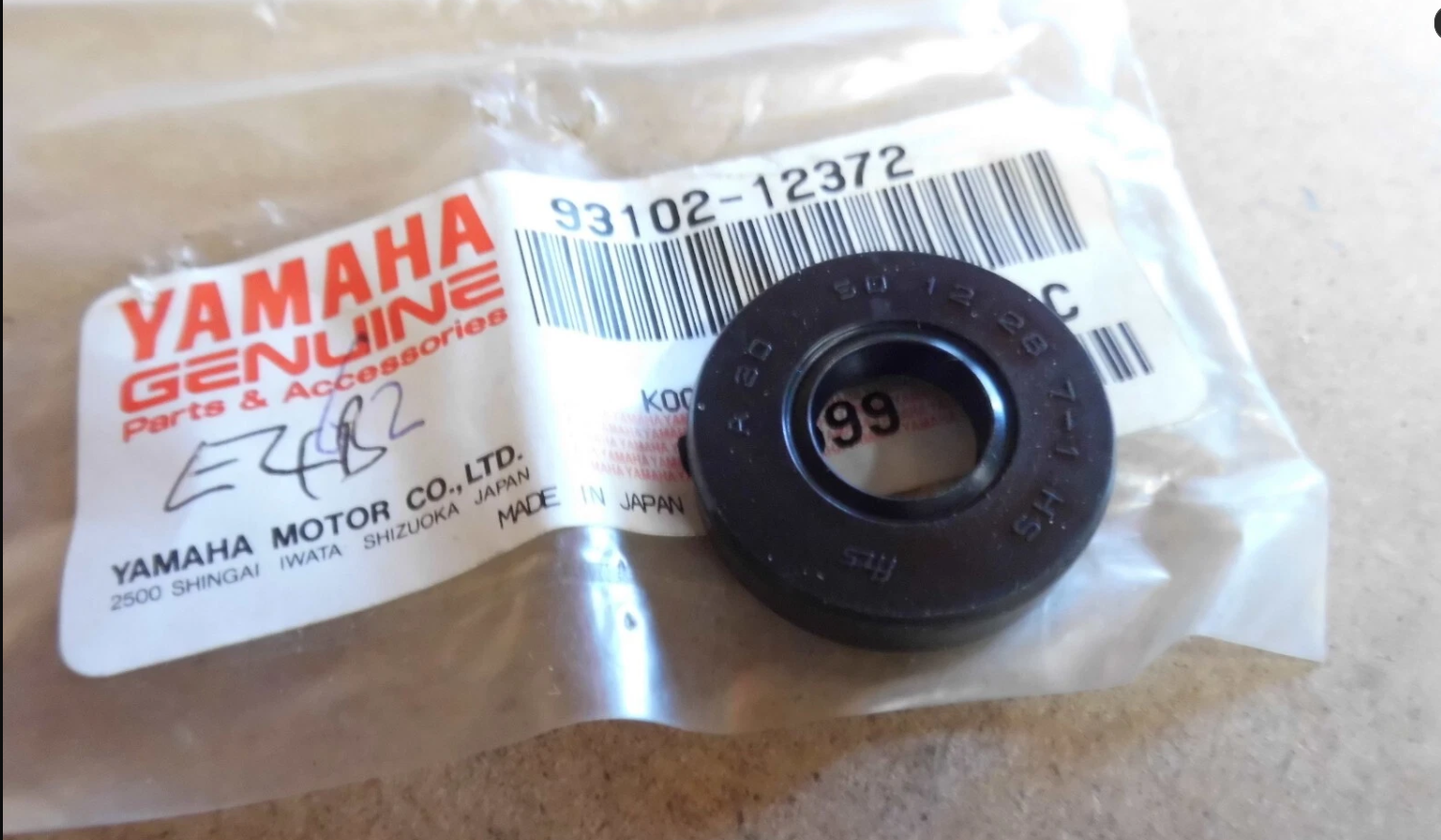 04-08 YAMAHA R1 DEVİRDAİM YAĞ KEÇESİ YAMAHA FAZER 8 DEVİRDAİM YAĞ KEÇESİ FZ8 FZ1