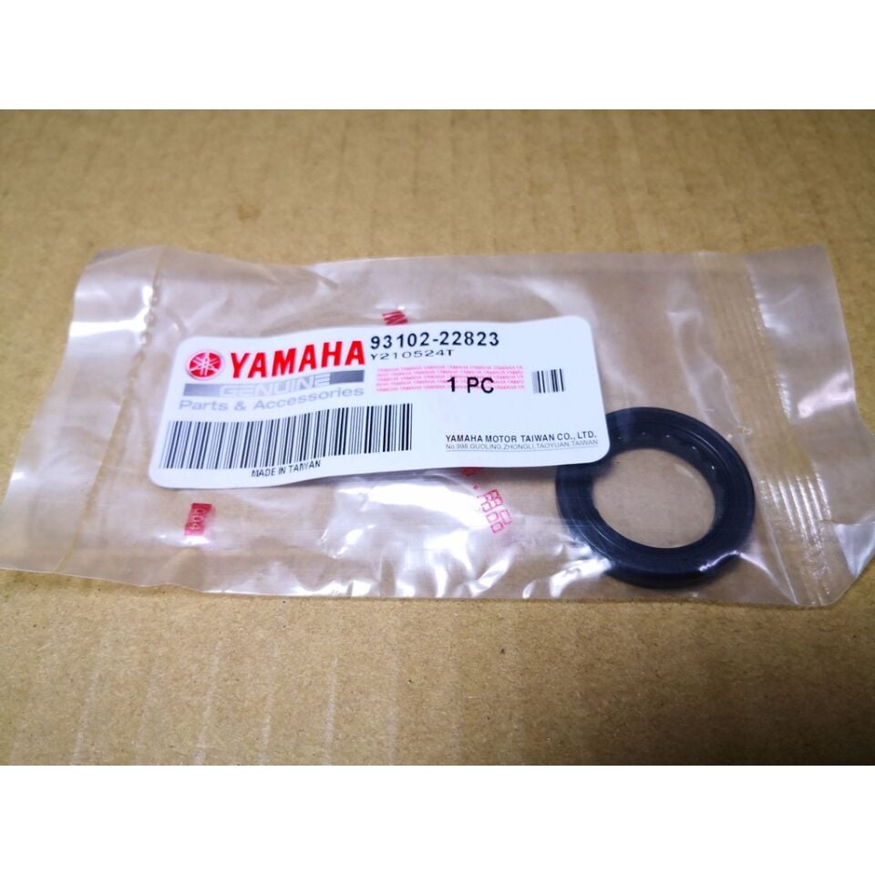 Yamaha Xenter 150 Sağ Krank Keçesi
