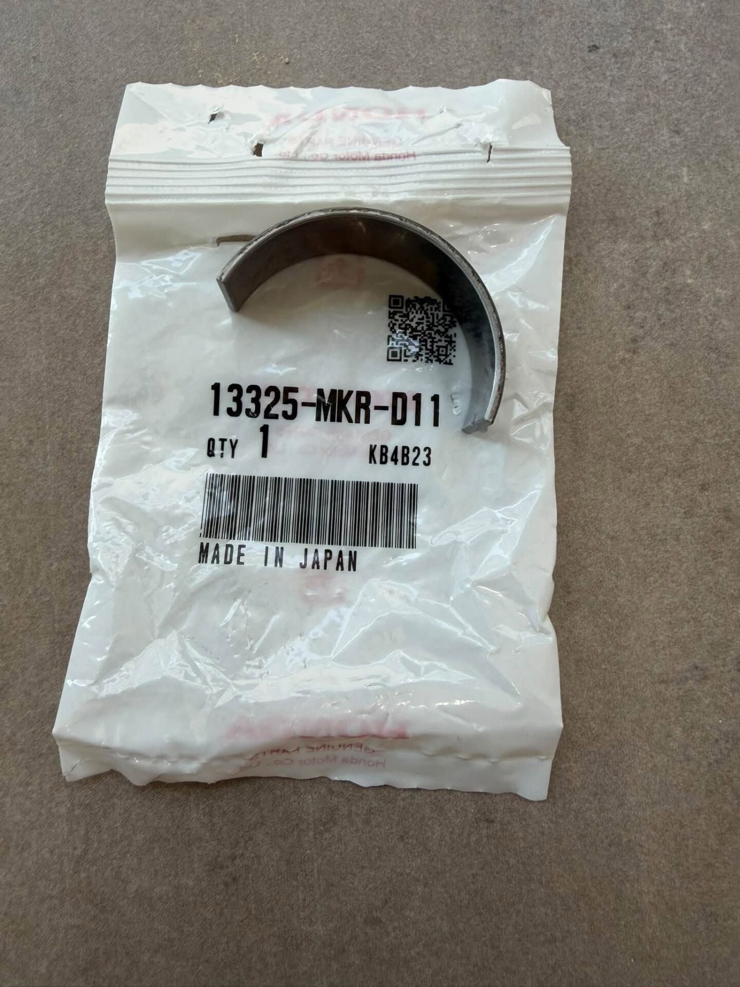 20-26 HONDA CBR 1000RR-R ANA YATAK ALT HONDA CBR 1000 RR-R ANA YATAK ALT KAHVE RENK