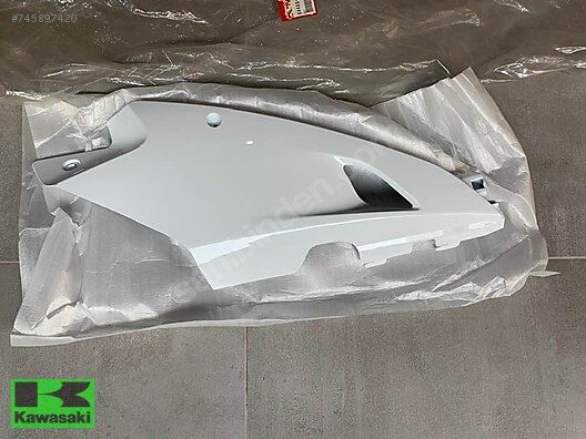 12-16 HONDA CBR 1000 RR ALT SAKAL SAĞ 1000RR SAĞ ALT SAKAL ORIJINAL SIFIR