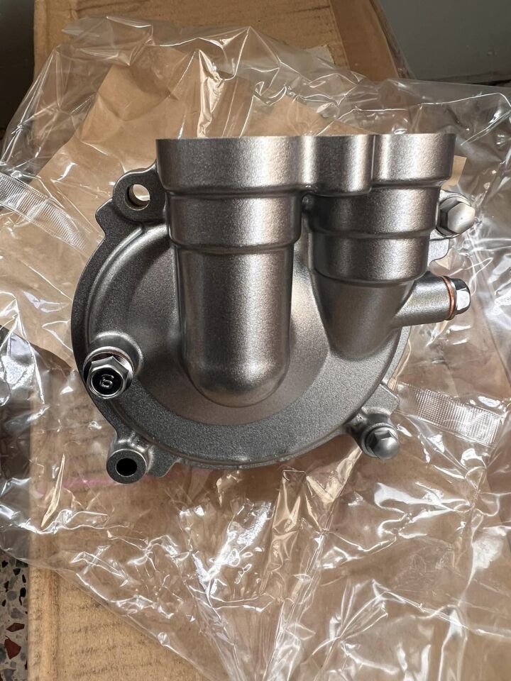 15-24 yamaha r1 devirdaim pompası yzf r1 su pompası orıjınal