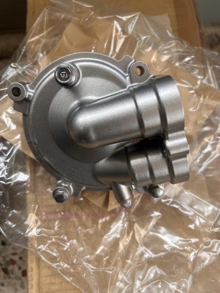 15-24 yamaha r1 devirdaim pompası yzf r1 su pompası orıjınal