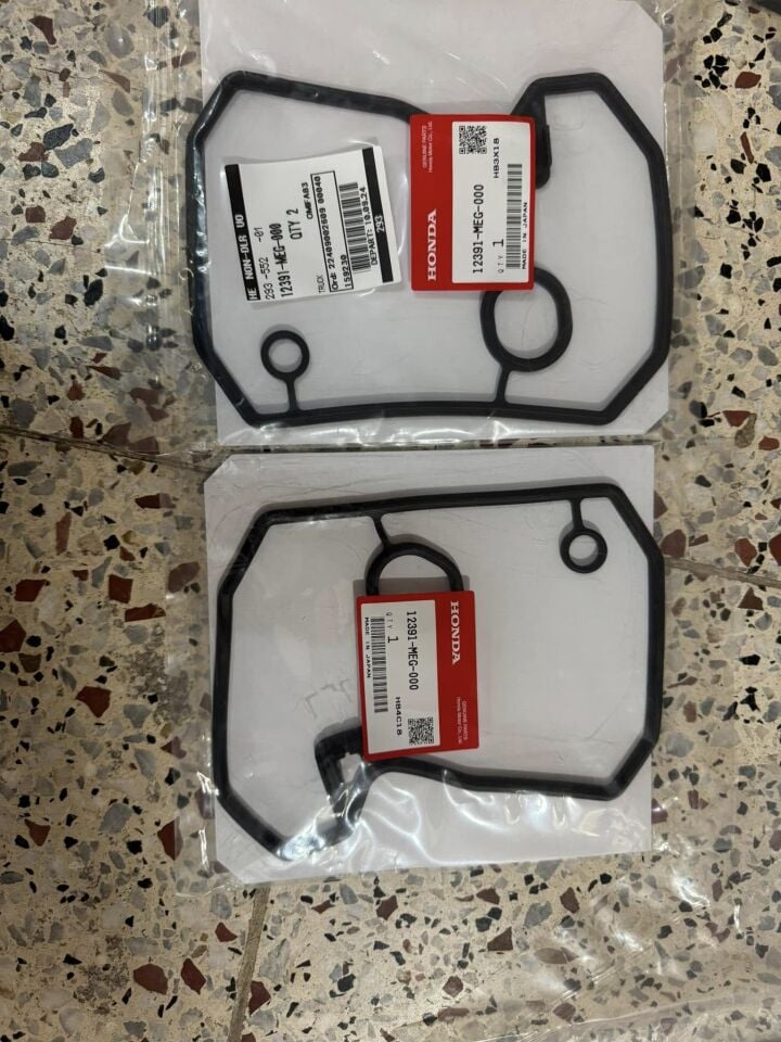 04-15 Honda shadow 750 kulbırıtor kapak contası vt 750 kulbırıtor kapak contası