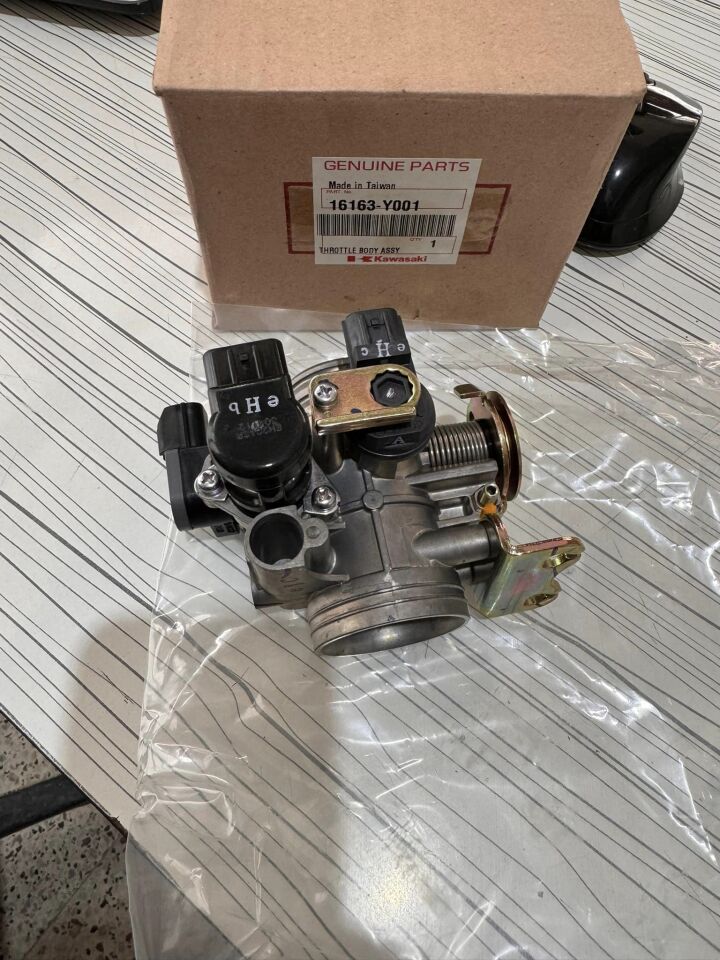 kawasaki j 300 enjeksiyon gövdesi j 300 karbüratör sıfır orıjınal
