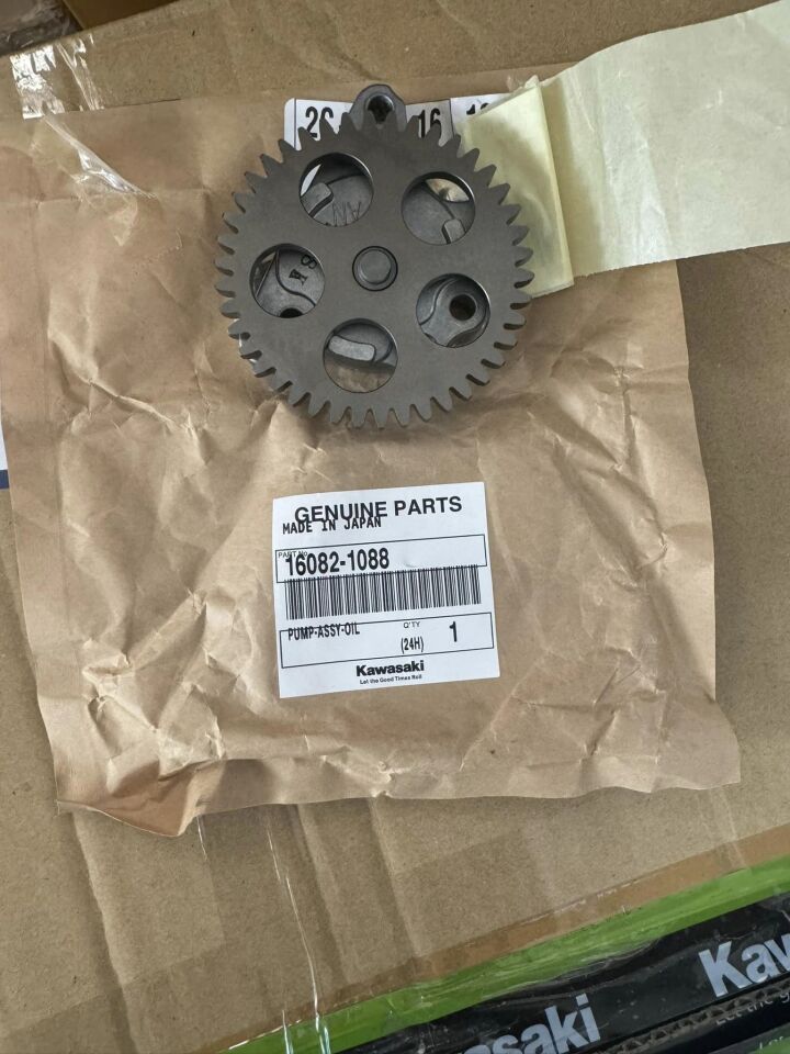 kawasaki klr 650 yağ pompası klr 600 yağ pompası sıfır orıjınal