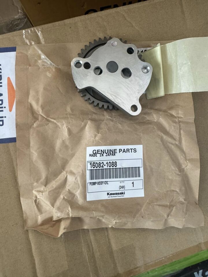 kawasaki klr 650 yağ pompası klr 600 yağ pompası sıfır orıjınal