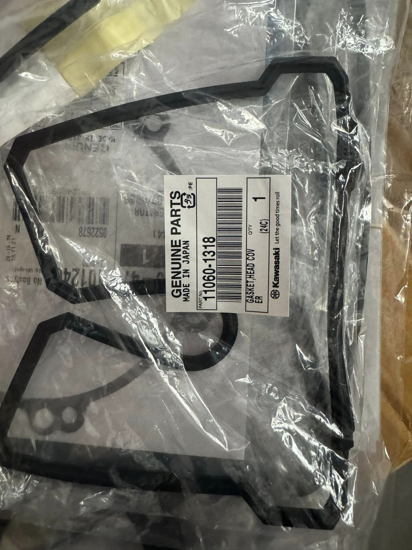 kawasaki klx 250 kulbırıtor kapak contası klx 250 kulbırıtor kapak contası
