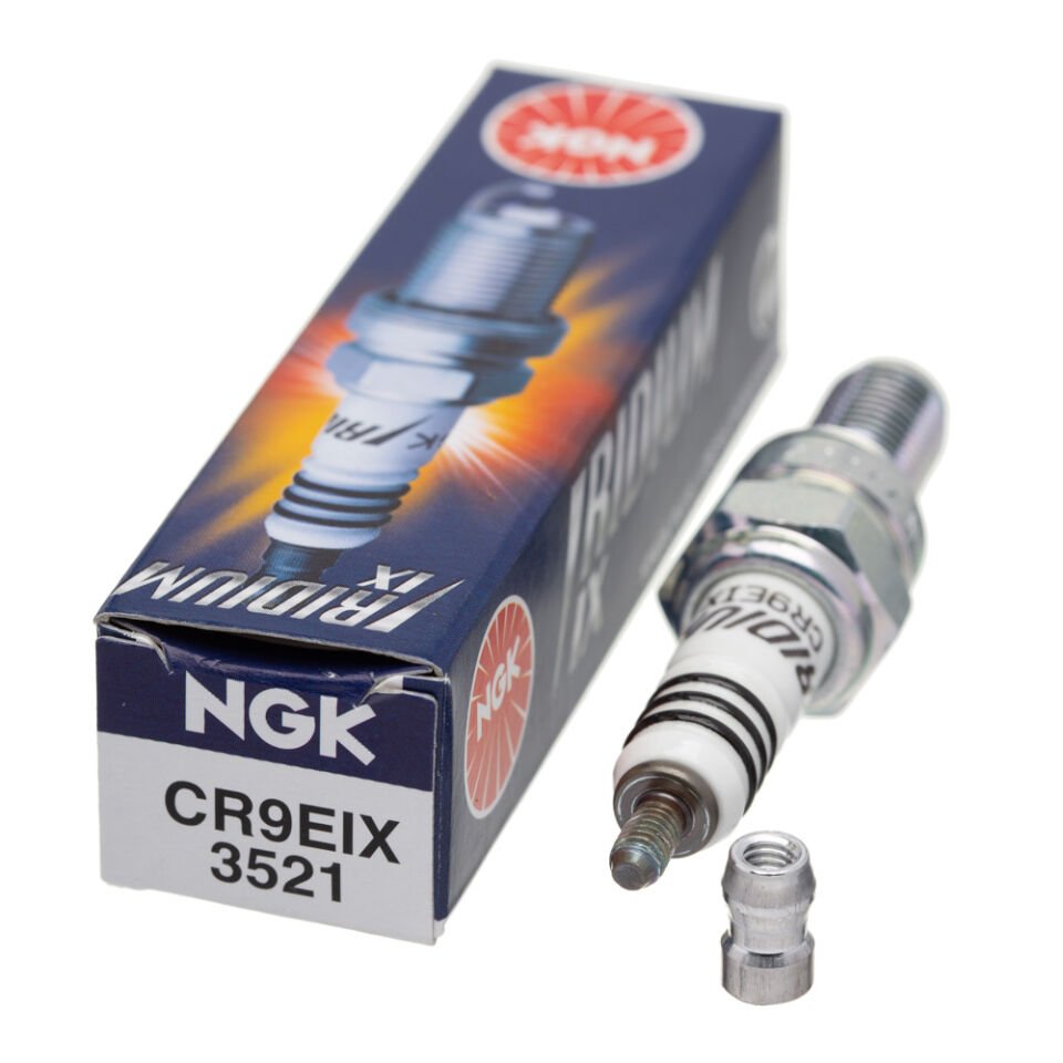 ngk cr9eıx-9 buji kawasaki zx6 zx 636 fazer 8  fz8 8 cf nk 250 rsv4 factory
