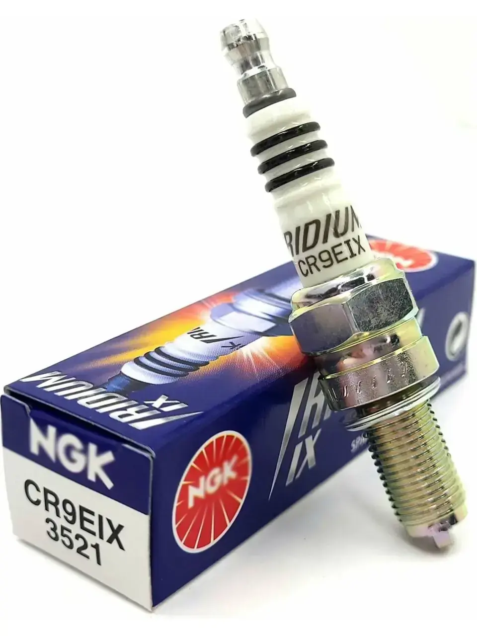 Kawasaki ZX6 636 / Yamaha FZ8 Fazer / CF Moto 250 NK NGK İridyum Buji CR9EIX-3521