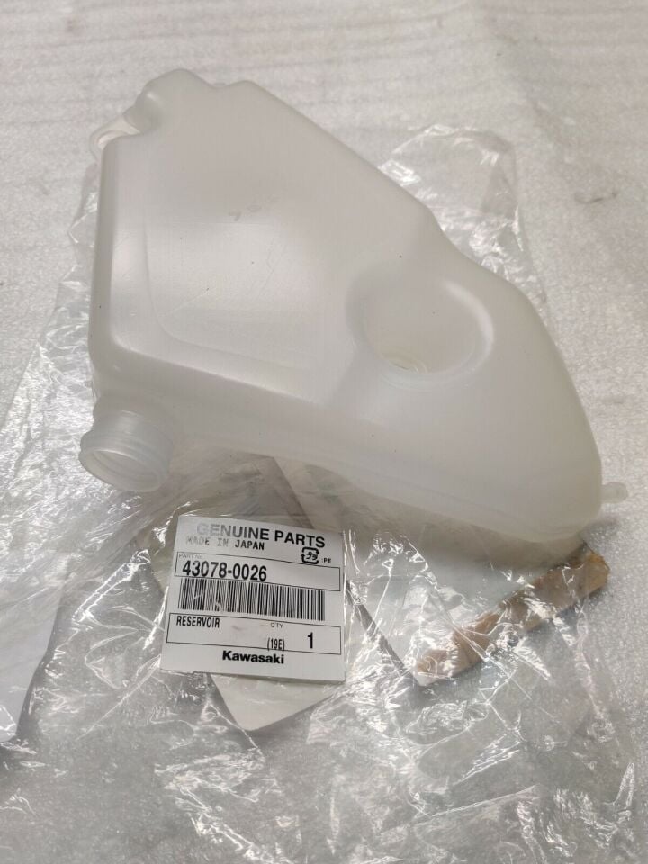 06-07 Kawasaki ZX10-R yedek su deposu zx10r yedek su tankı