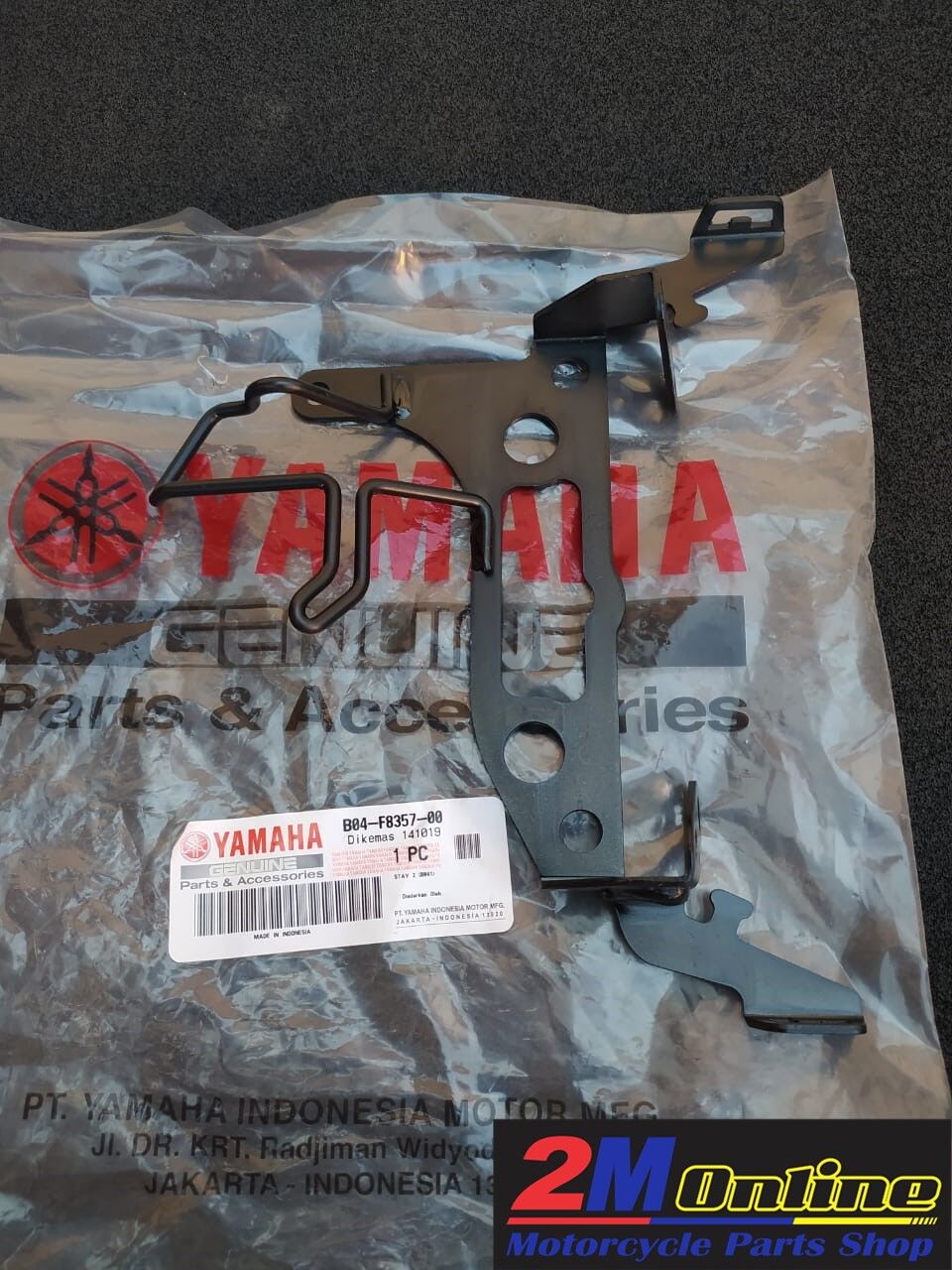 14-18 Yamaha MT 25 kafa demiri sıfır orijinal mt 25 far tutucu kafa demiri üst