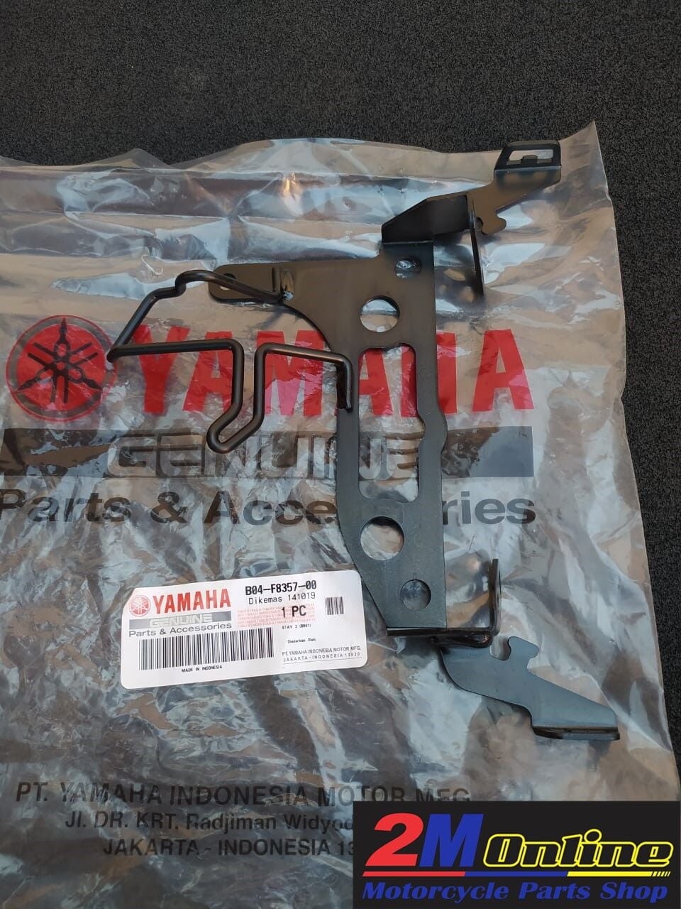 14-18 Yamaha MT 25 kafa demiri sıfır orijinal mt 25 far tutucu kafa demiri üst