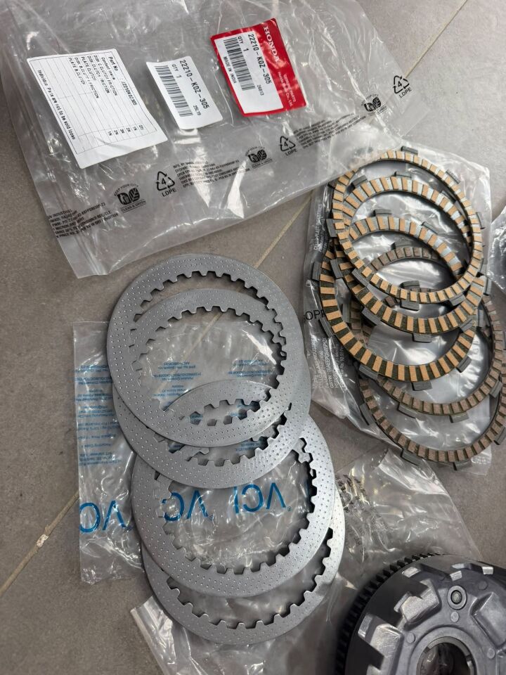23-26 HONDA CRF 250 L DEBRİYAJ BALATA SETİ CL 250 DEBRİYAJ BALATA SETİ CB 250R