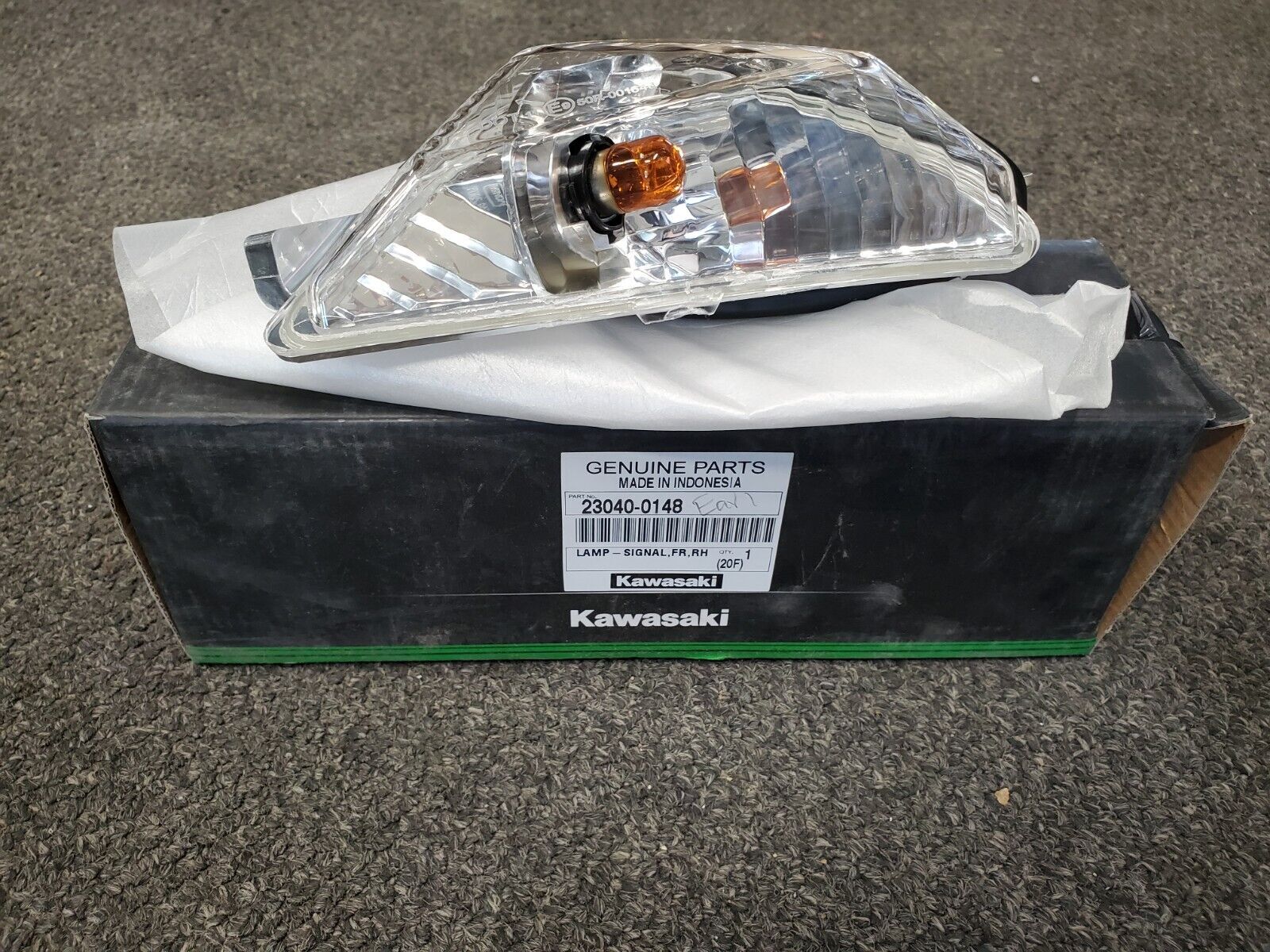 Kawasaki ninja 300 sol ön sinyal orijinal ninja 300 sol ön sinyal