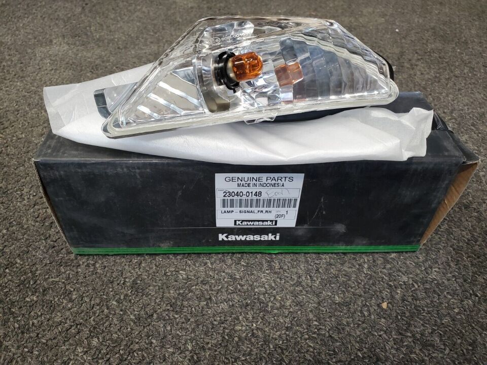 Kawasaki ninja 300 sol ön sinyal orijinal ninja 300 sol ön sinyal
