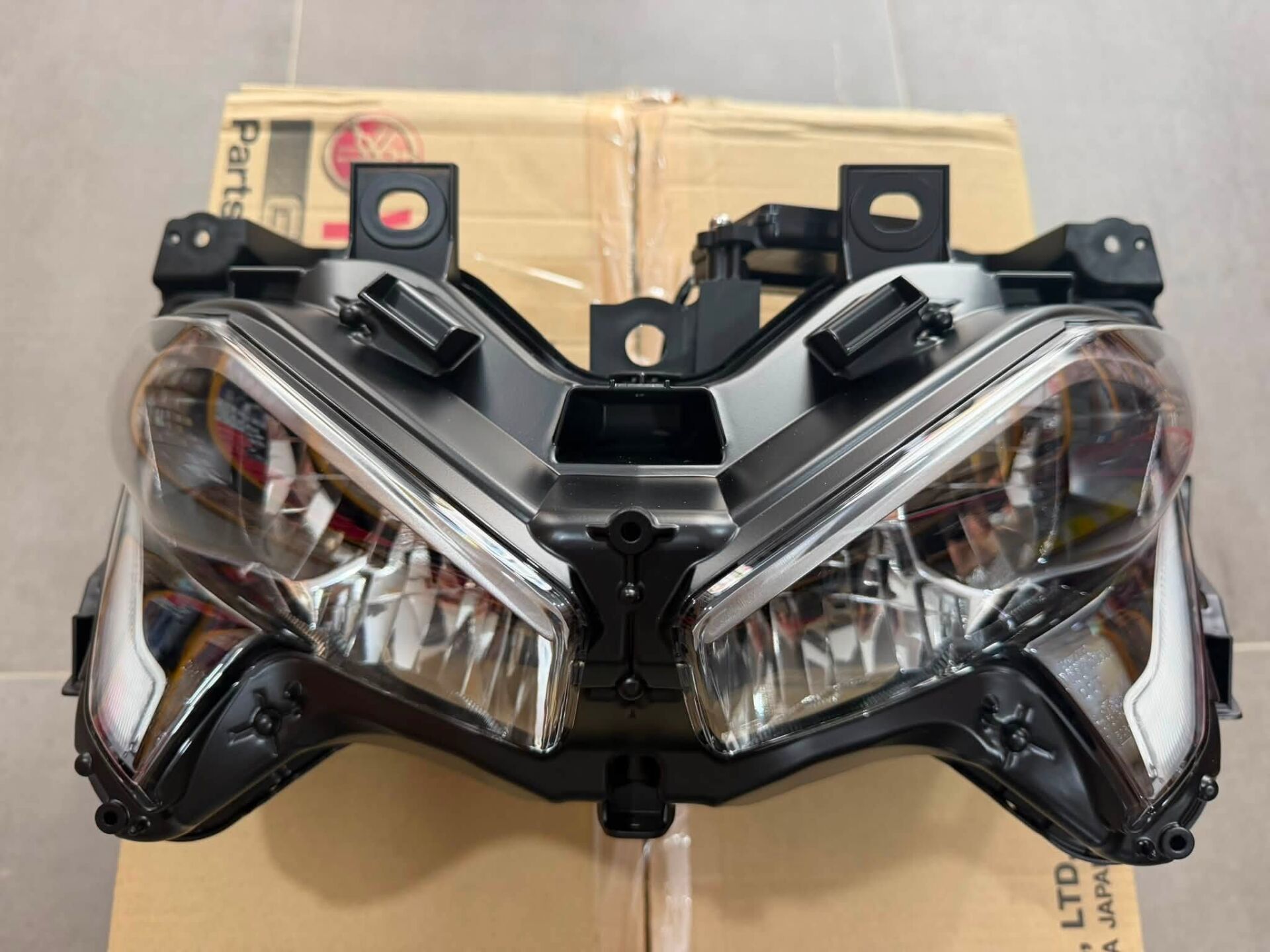 2017-2019 YAMAHA TMAX 530 ÖN FAR T-MAX 530 öN FAR ORIJINAL