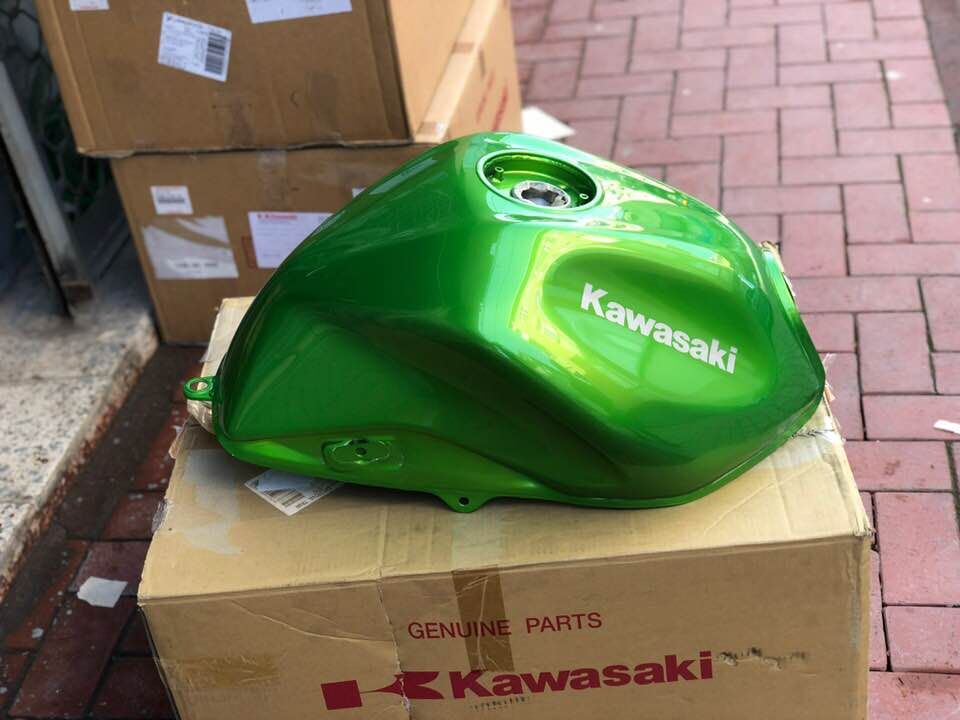 07-12 kawasaki z 750 depo 07-09 kawasaki z 1000 depo yeşil renk