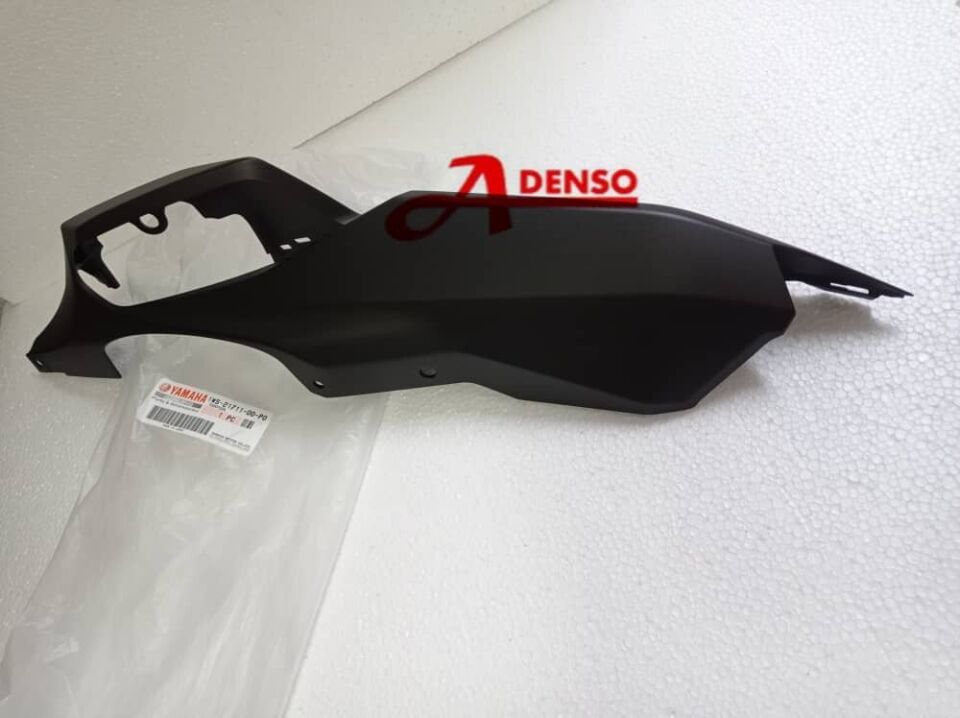 14-17 yamaha mt 07 kuyruk grenajı sol taraf mt 07 sol kuyruk grenajı orıjınal