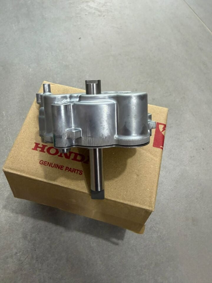 Honda Cbr 650F Yağ Pompası Cb 650 F Yağ Pompası Cbr 650 Yağ Pompası