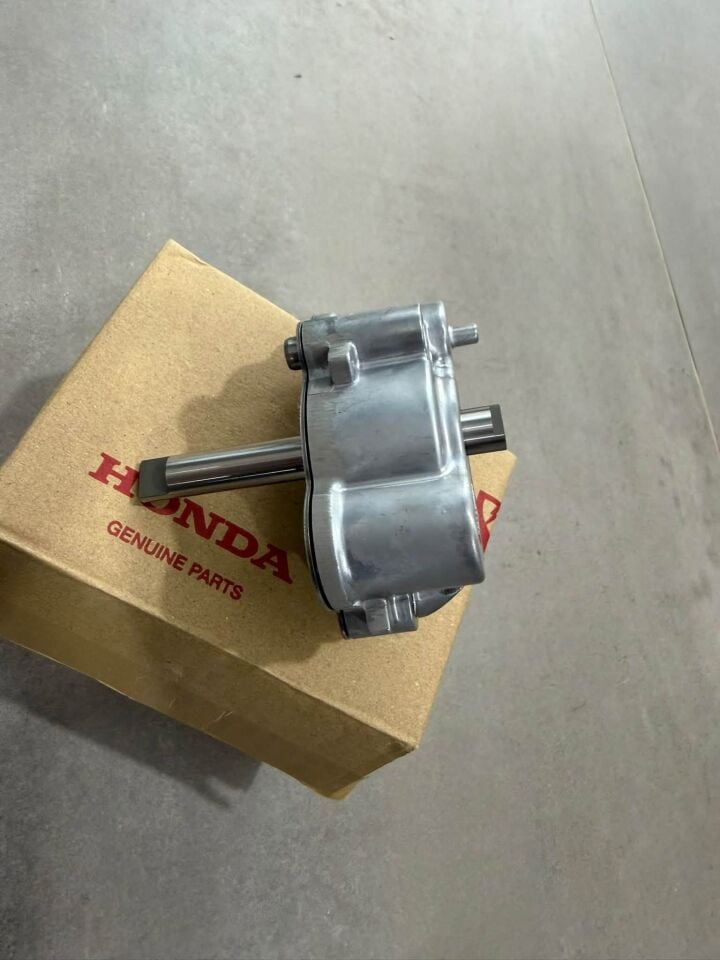 Honda Cbr 650F Yağ Pompası Cb 650 F Yağ Pompası Cbr 650 Yağ Pompası