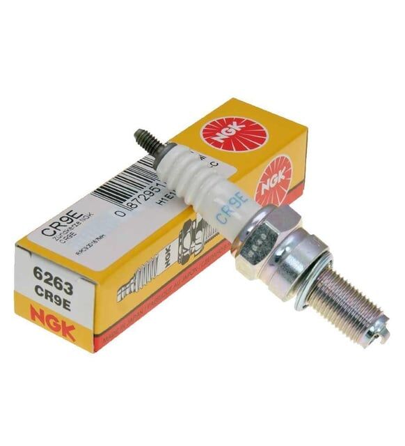 NGK CR9E BUJİ YAMAHA R1 BUJİ YAMAHA R6 BUJİ KAWASAKİ ZX6 BUJİ NGK STANDART