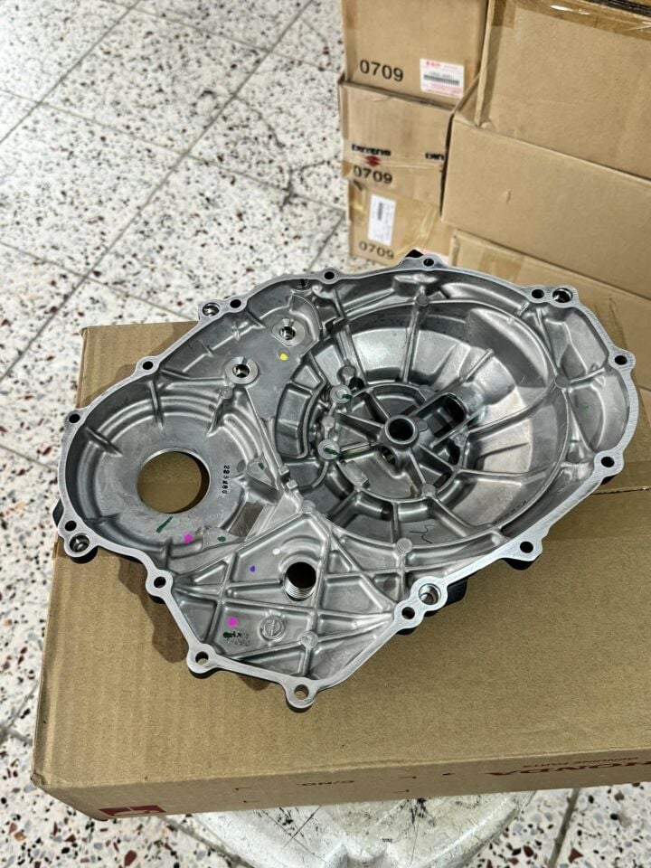 2023-2024 Honda Cbr 650R Debriyaj Kapağı Cb 650R Debriyaj Kapağı