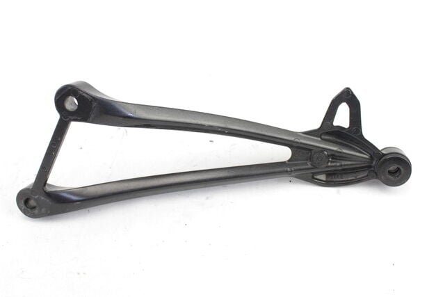 09-25 KAWASAKİ ZX6 SAĞ YOLCU BRAKETİ ZX 636 SAĞ ARKA BRAKETİ