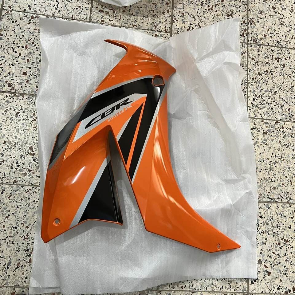 2017 Honda CBR 250 Sağ Grenaj Turuncu Renk
