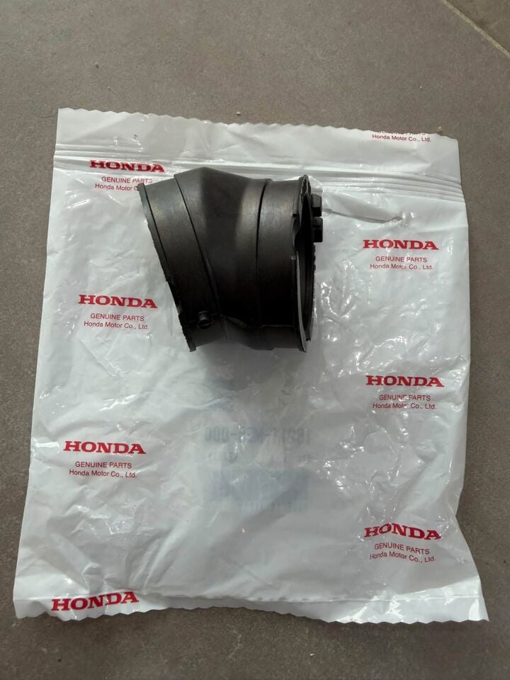 04-07 HONDA CBF 600 MANİFOLD HONDA CBF 600 MANİFOLT KARBÜRATÖR MANİFOLDU