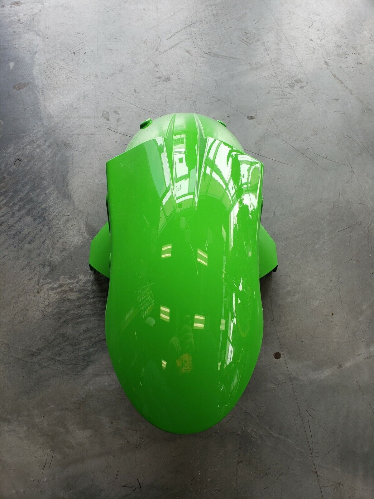 04-07 kawasaki zx10 ön çamurluk 05-08 zx6 ön çamurluk orıjınal yeşil renk