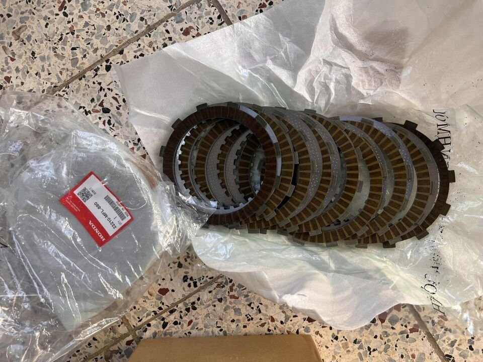 2008-2016 Honda CBR 1000RR Debriyaj Balatası Seti Sıfır Orijinaldir