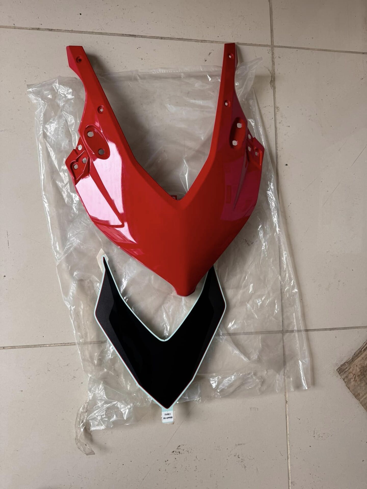 2022-2023 honda cbr 650r kafa grenajı kırmızı renk stickerlı